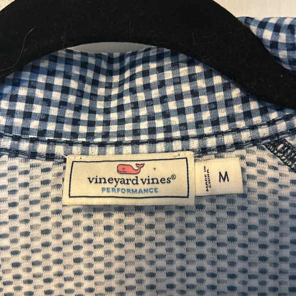 Vineyard Vines Performance Quarter-Zip Pullover - Picture 2 of 3